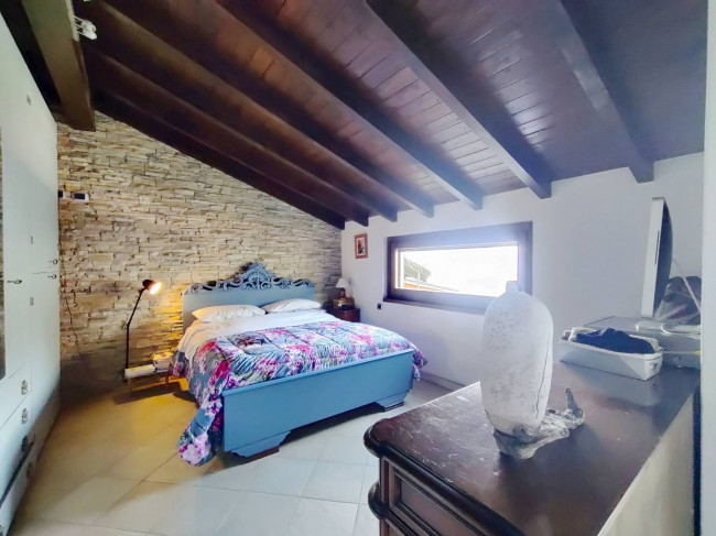 Casa singola in vendita a Laveno-Mombello