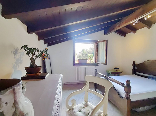 Casa singola in vendita a Laveno-Mombello