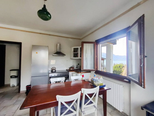 Casa singola in vendita a Laveno-Mombello