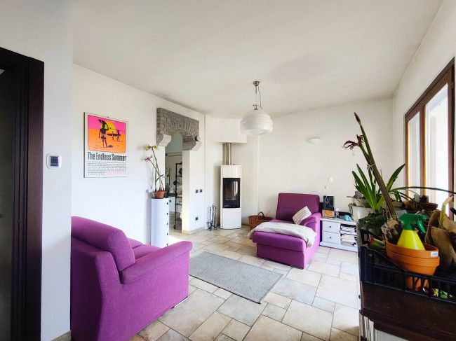 Casa singola in vendita a Laveno-Mombello