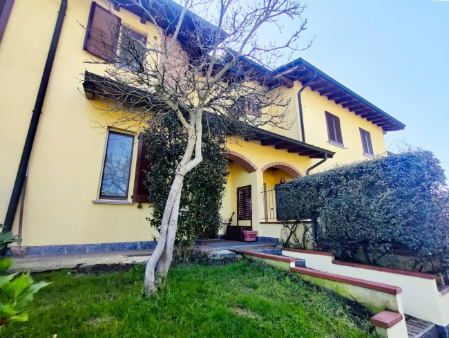 Villette a schiera in vendita a Castiraga Vidardo