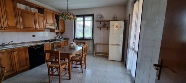 Villa in vendita a Rosate