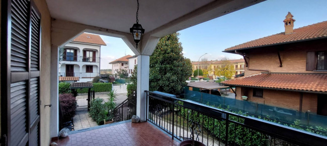 Villa in vendita a Rosate