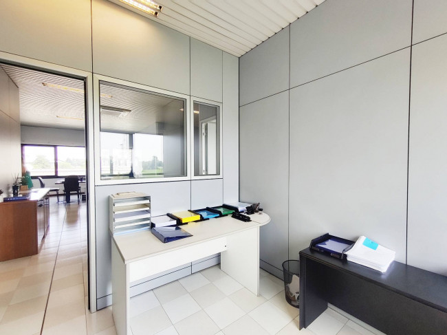 Studio/Ufficio in affitto a Opera