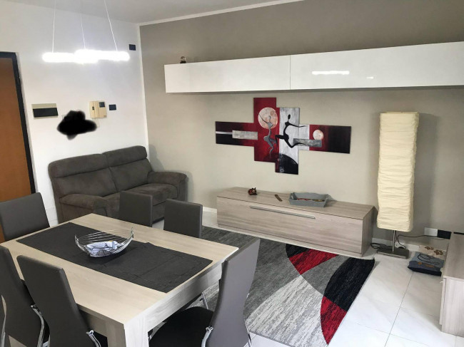 Appartamento in vendita a Bareggio