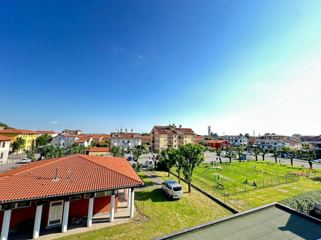 Appartamento in vendita a Bareggio
