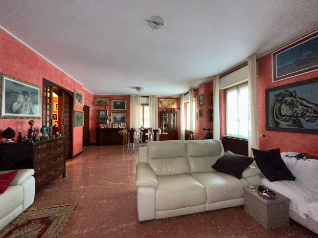 Villa in vendita a Locate di Triulzi