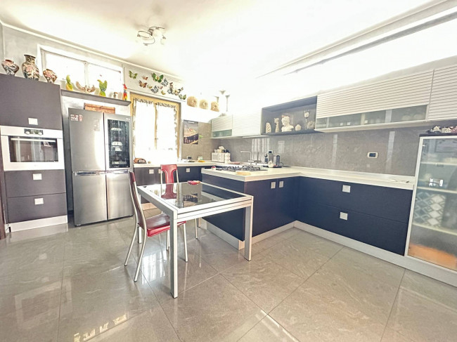 Villa in vendita a Locate di Triulzi