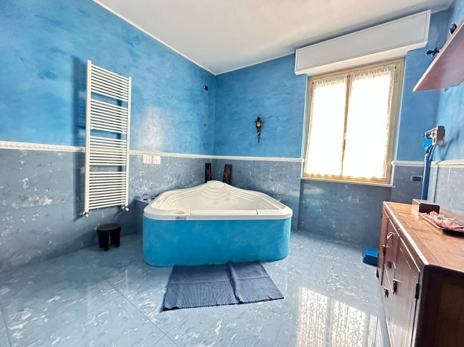 Villa in vendita a Locate di Triulzi