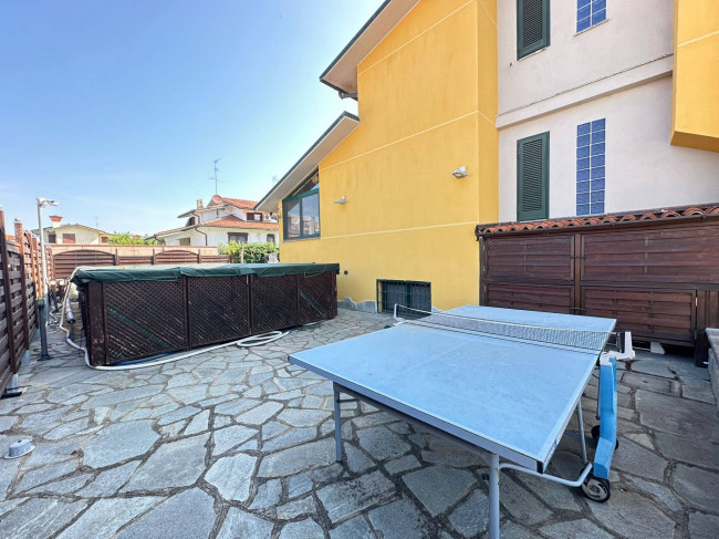 Villa in vendita a Calvignasco