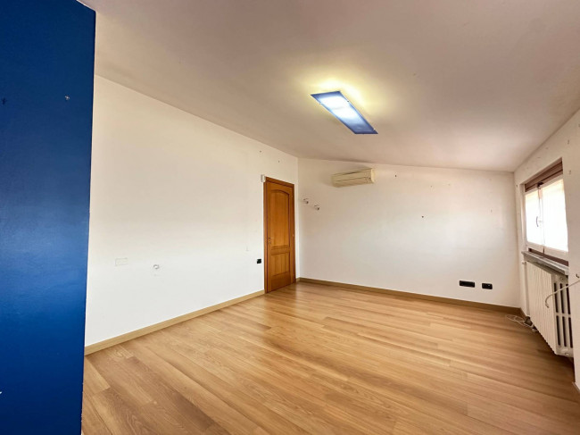 Villa in vendita a Calvignasco