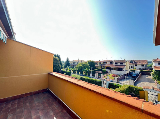 Villa in vendita a Calvignasco