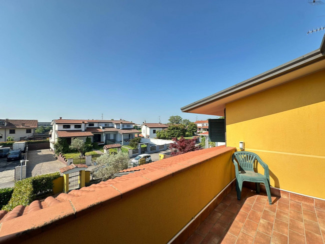 Villa in vendita a Calvignasco