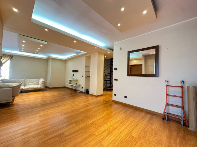 Villa in vendita a Calvignasco