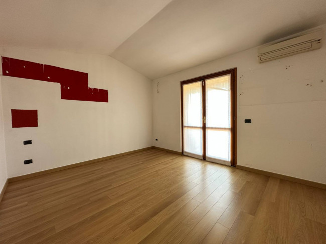 Villa in vendita a Calvignasco