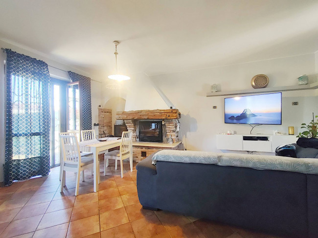 Villette a schiera in vendita a Rognano