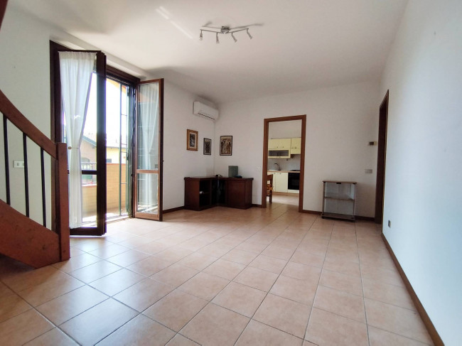 Appartamento in vendita a Bornasco