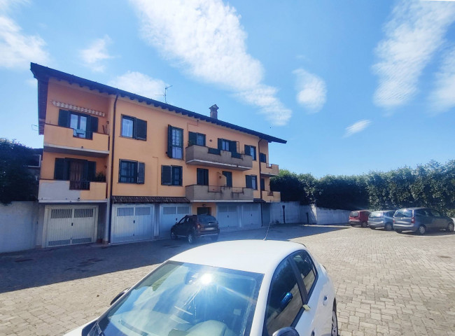 Appartamento in vendita a Bornasco