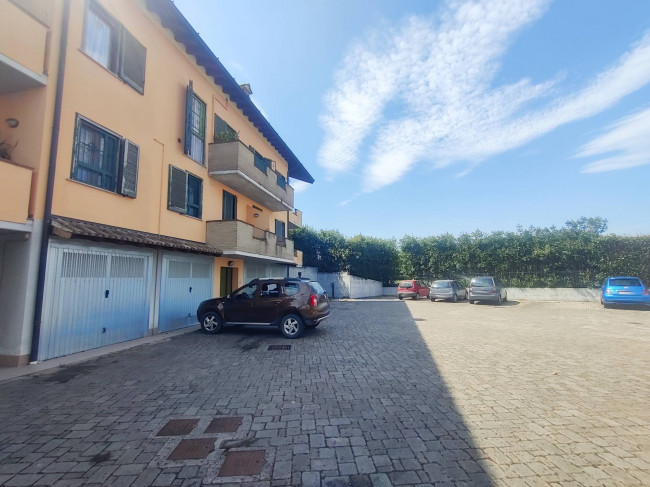 Appartamento in vendita a Bornasco