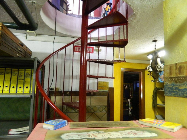 Locale commerciale in vendita a Rozzano