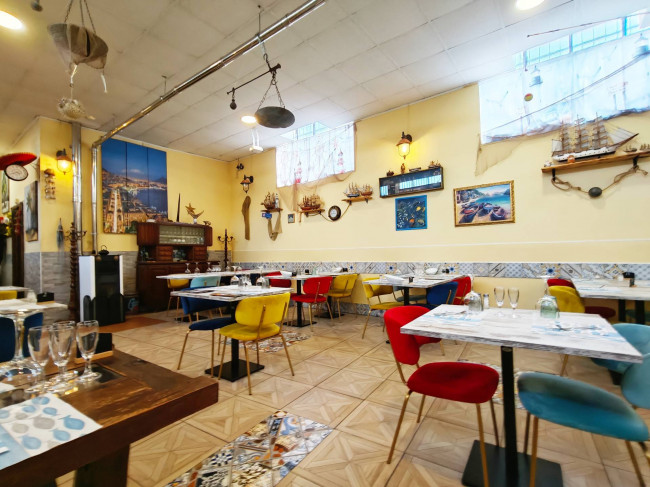 Attività commerciale in vendita a Melegnano