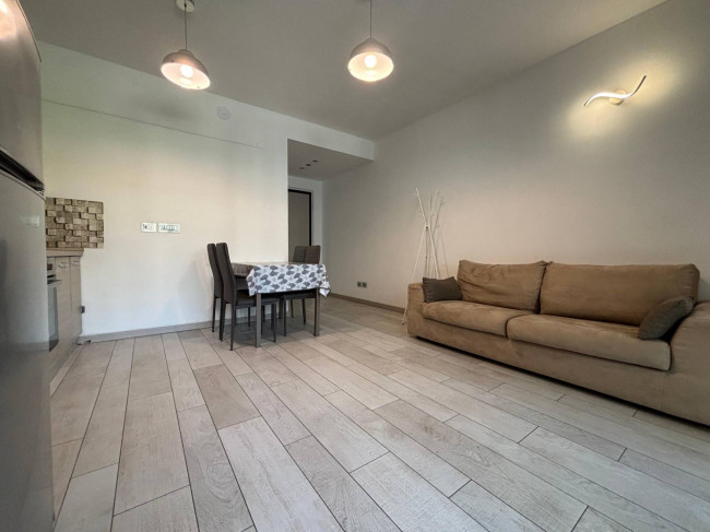 Appartamento in affitto a Rozzano