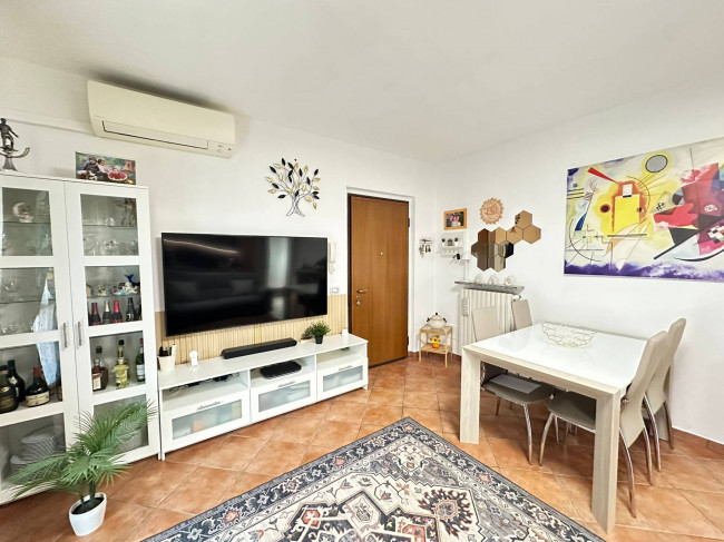 Appartamento in vendita a Lardirago