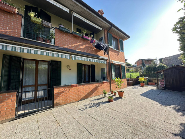 Appartamento in vendita a Lardirago