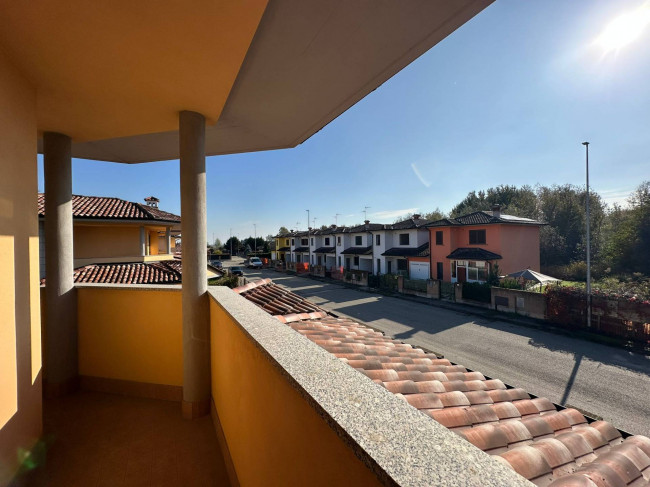 Villa in vendita a Roncaro