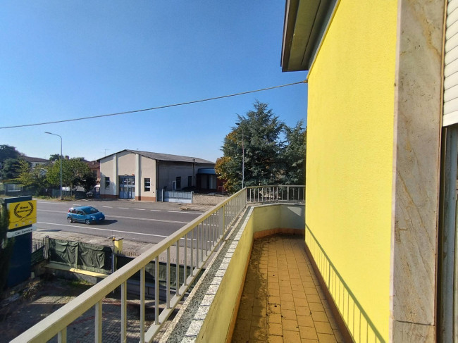 Capannone in vendita a Broni