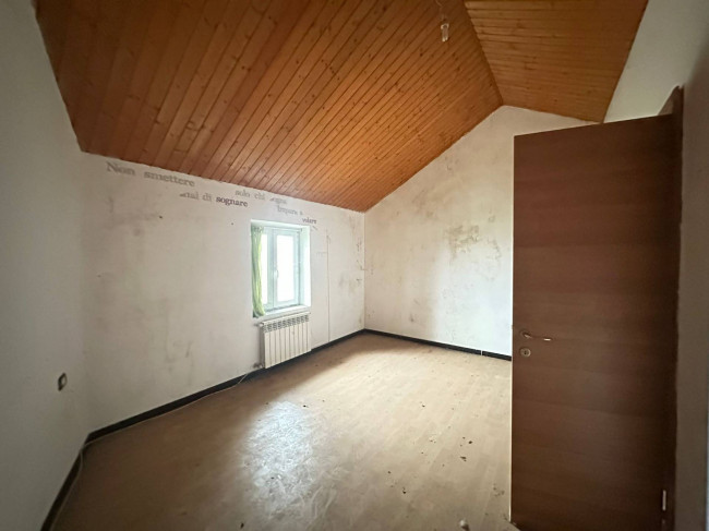 Appartamento in vendita a Vellezzo Bellini