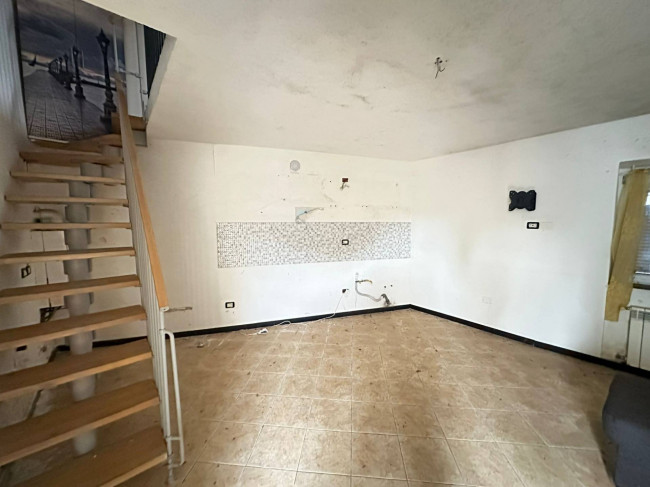 Appartamento in vendita a Vellezzo Bellini