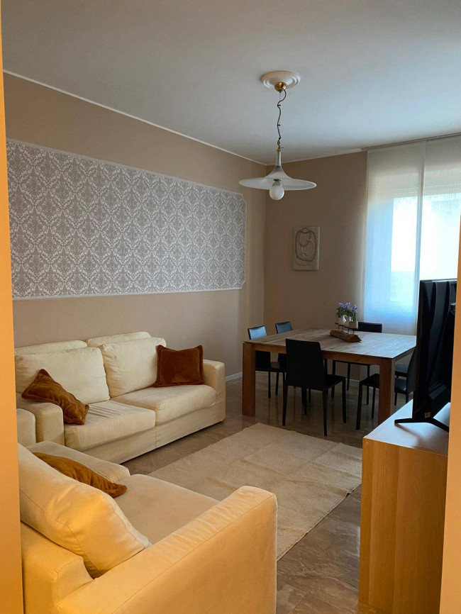 Appartamento in affitto a Opera