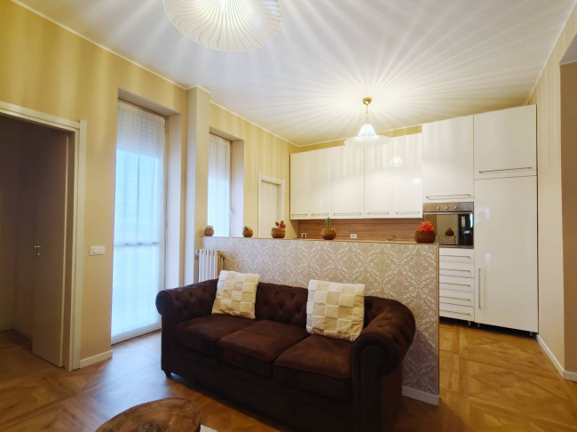 Appartamento in affitto a Opera