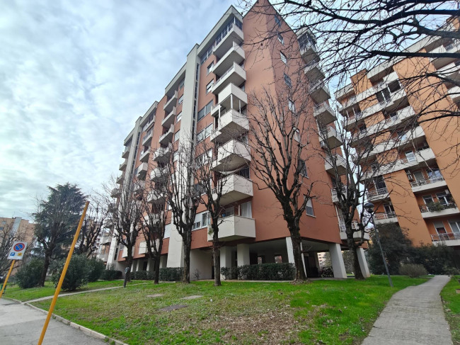 Appartamento in affitto a Opera