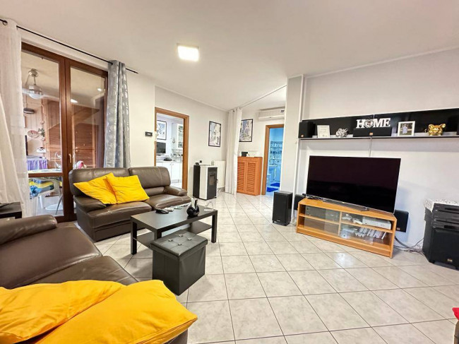 Appartamento in vendita a Bornasco