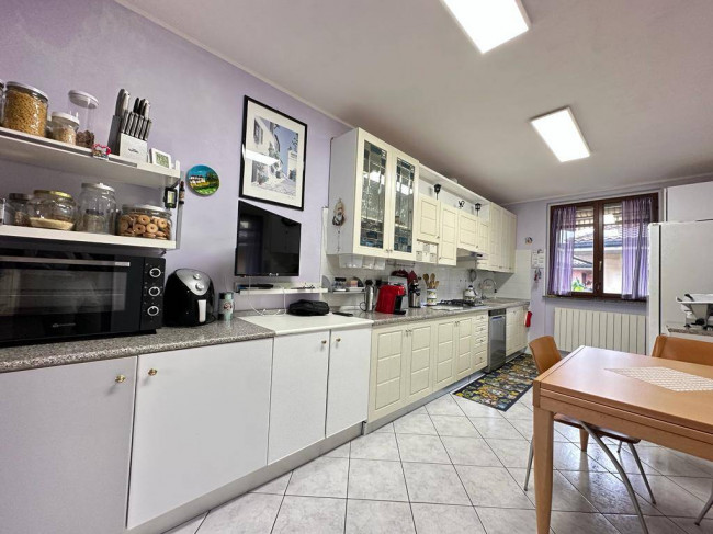 Appartamento in vendita a Bornasco