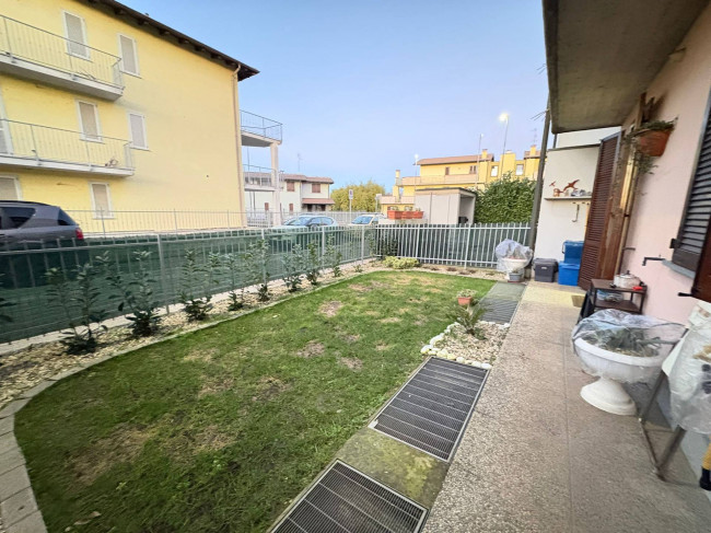 Appartamento in vendita a Carbonara al Ticino