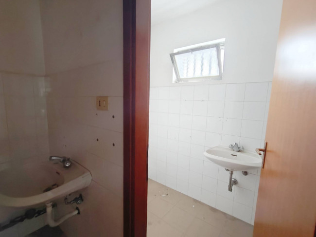 Capannone in vendita a Pieve Emanuele