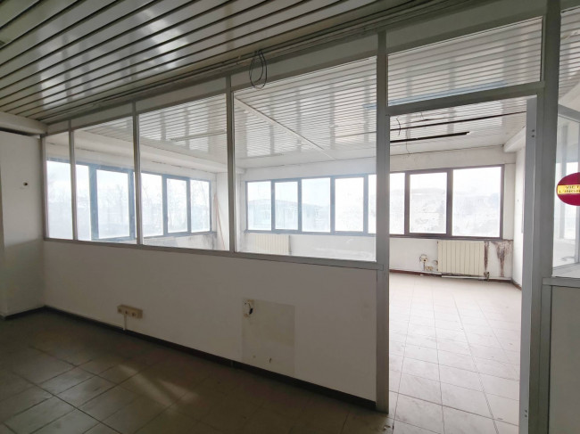 Capannone in vendita a Pieve Emanuele