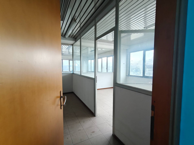 Capannone in vendita a Pieve Emanuele