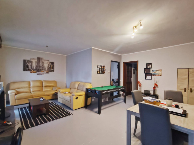 Appartamento in vendita a Bascapè