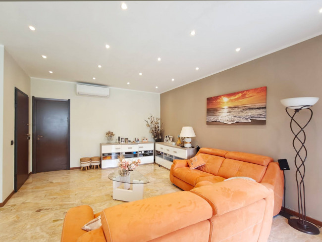 Appartamento in vendita a Opera