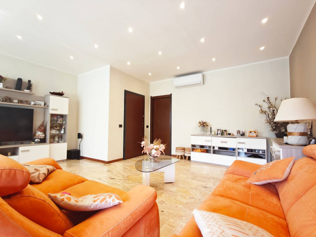 Appartamento in vendita a Opera