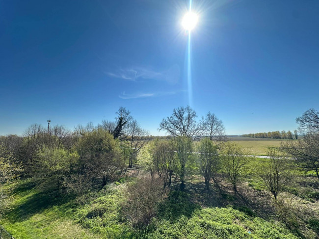 Appartamento in vendita a Landriano