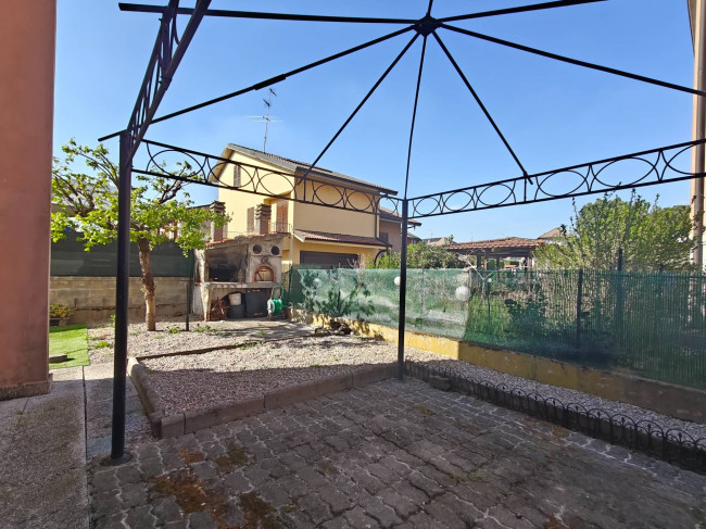 Appartamento in vendita a Valera Fratta