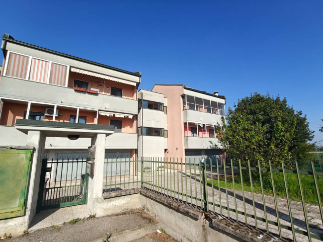 Appartamento in vendita a Valera Fratta