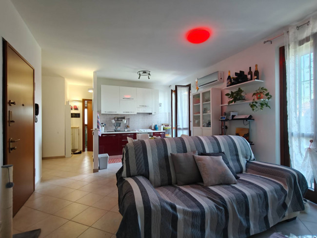 Appartamento in vendita a Valera Fratta