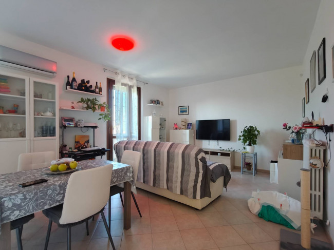 Appartamento in vendita a Valera Fratta