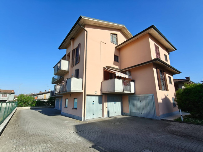 Appartamento in vendita a Valera Fratta